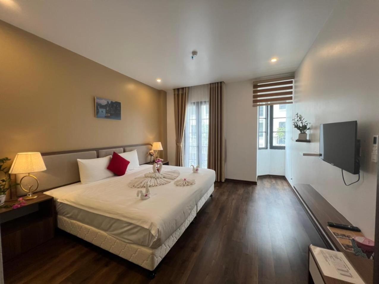 Lantana Ha Long Hotel E409 Sunplaza Pho Di Bo, Bai Chay, Ha Long Buitenkant foto
