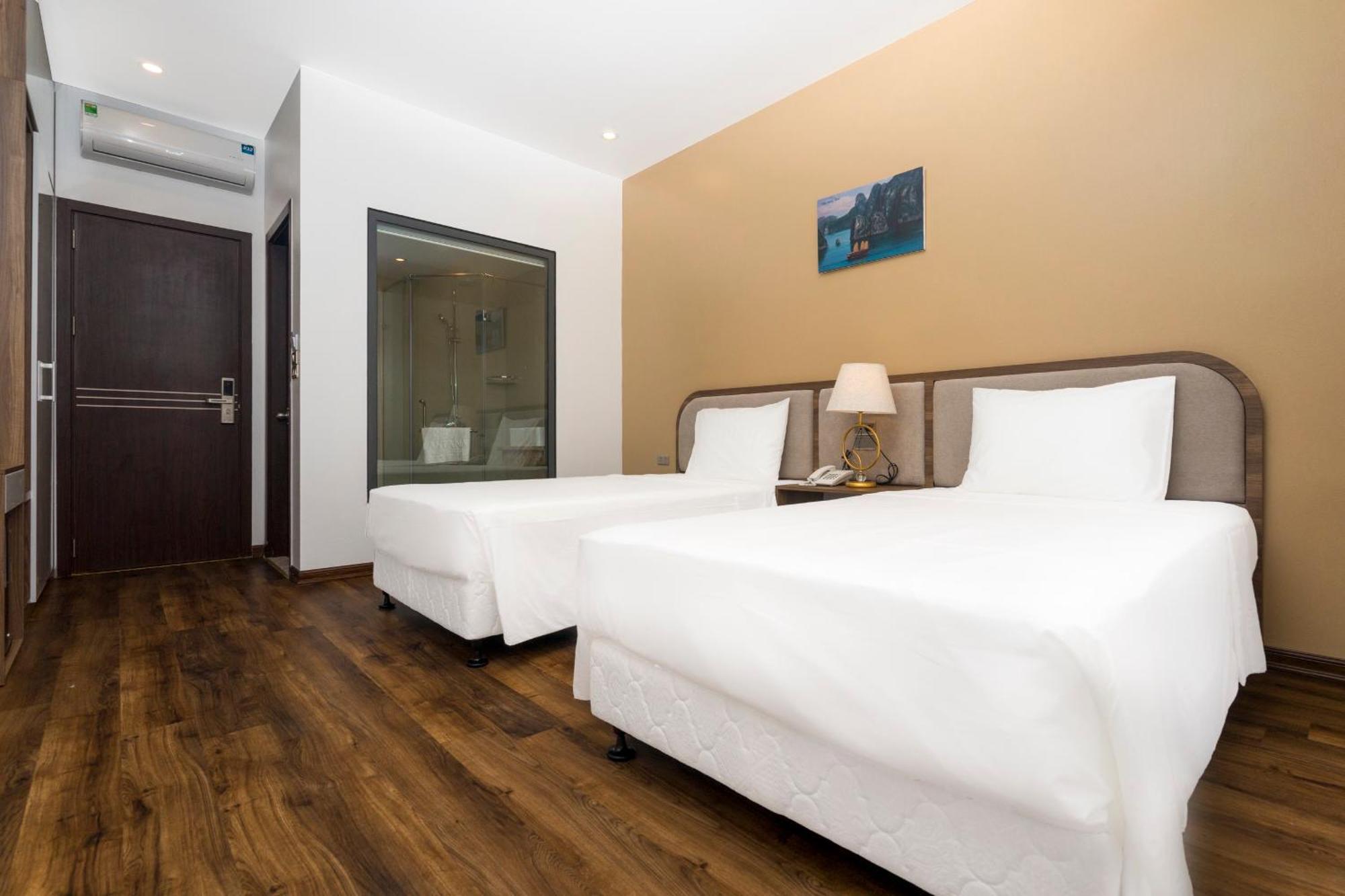 Lantana Ha Long Hotel E409 Sunplaza Pho Di Bo, Bai Chay, Ha Long Buitenkant foto